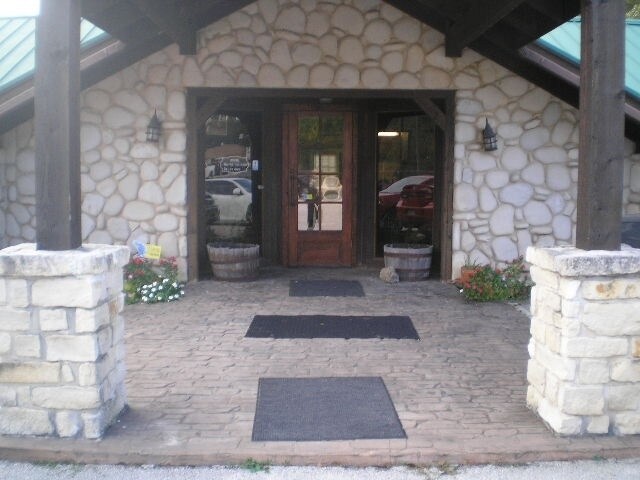 More Photos Of 1624 N Northwest Loop 323, Tyler Freestanding For Sale