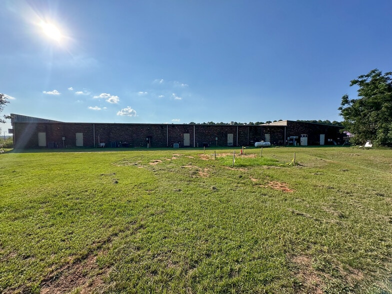 More Photos Of 4666-4678 Broad St, Sumter Restaurant For Sale