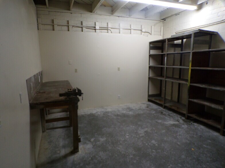 More Photos Of 1801 1st Street St, San Fernando Manufacturing For Sale