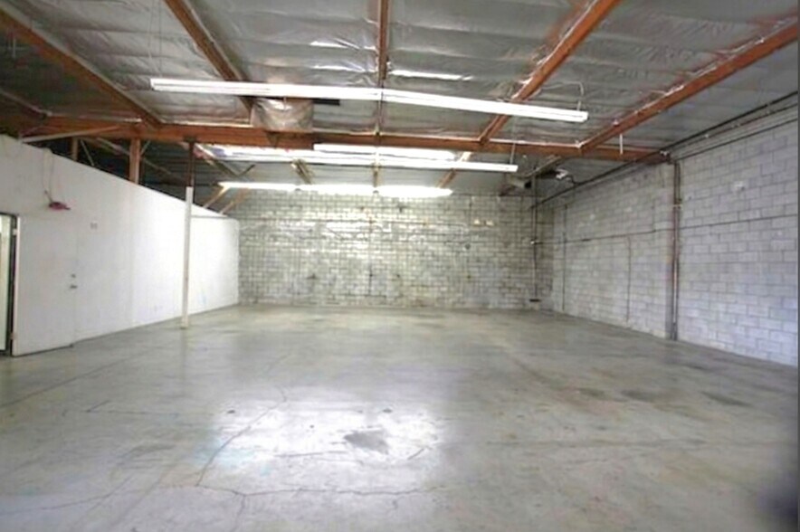 More Photos Of 1700 S Central Ave, Los Angeles Industrial For Lease
