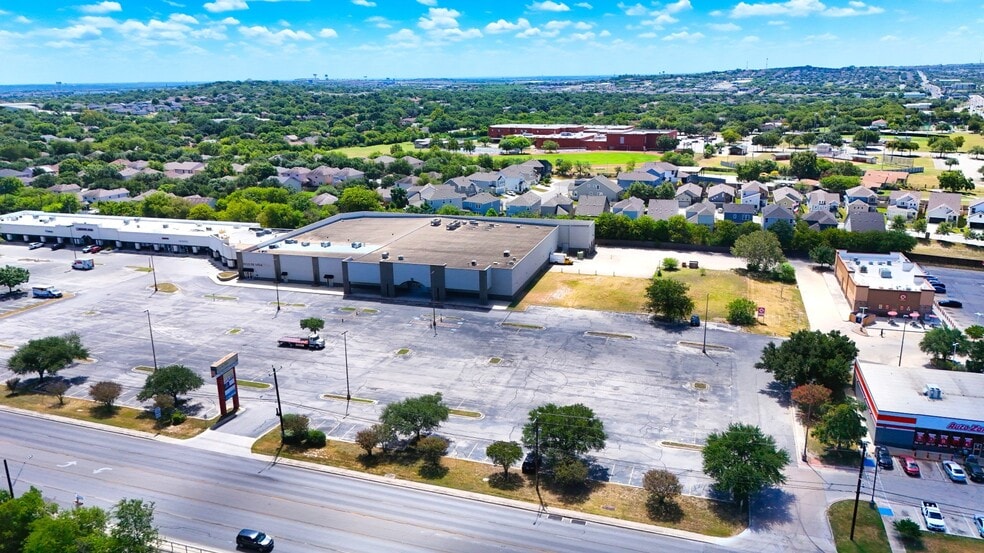 More Photos Of 15130 Nacogdoches Rd, San Antonio Freestanding For Sale