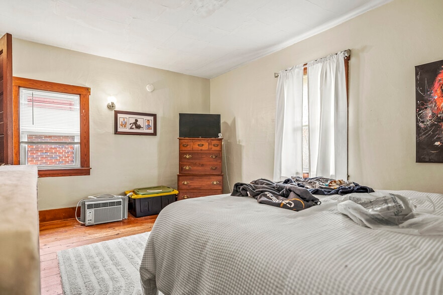 More Photos Of 441 Main St, South Berwick Apartments For Sale