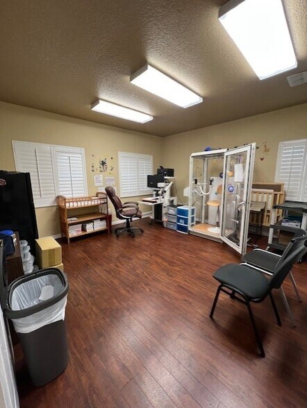 More Photos Of 16606 N Dale Mabry Hwy, Tampa Medical For Sale