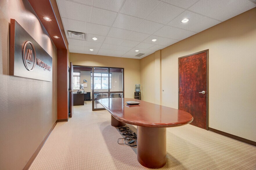 More Photos Of 3210 E Woodmen Rd, Colorado Springs Medical For Sale