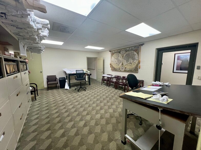 More Photos Of 1303 Avondale Rd, New Windsor Warehouse For Sale