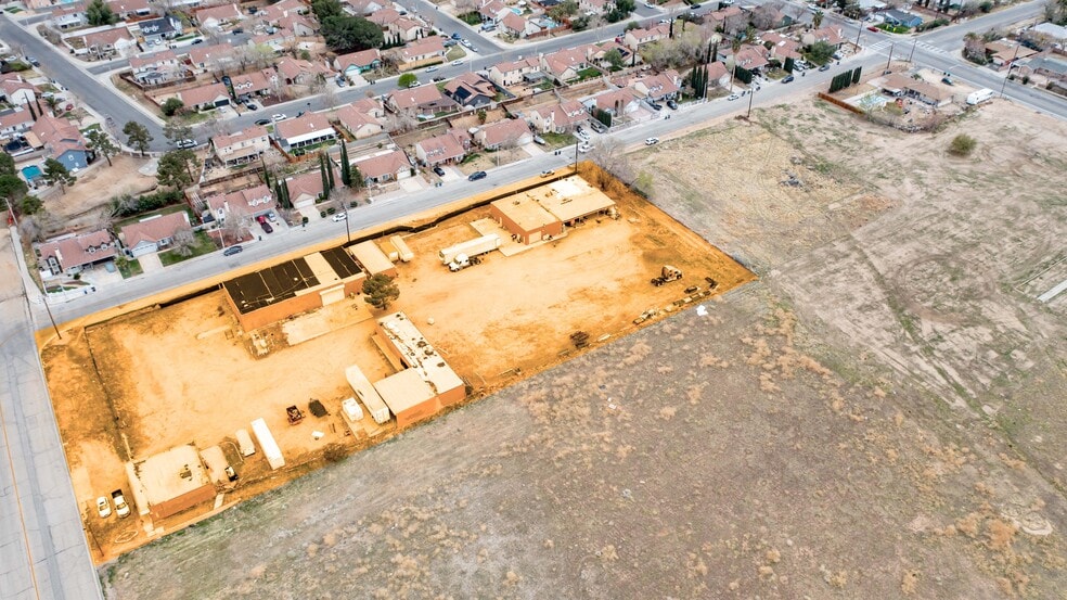 More Photos Of 37631 6th St E, Palmdale Warehouse For Sale