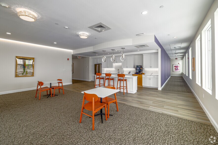 More Photos Of 1274 Osgood St, North Andover Coworking Space