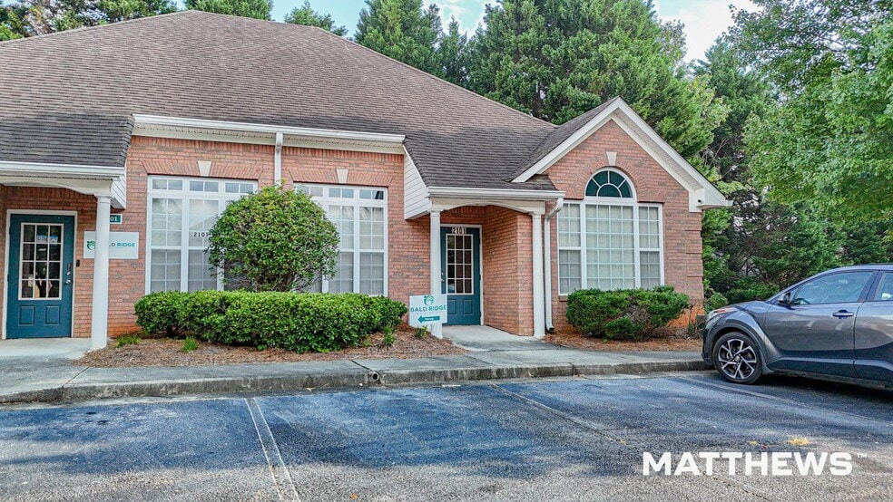 More Photos Of 2775 Cruse Rd, Lawrenceville Medical For Sale