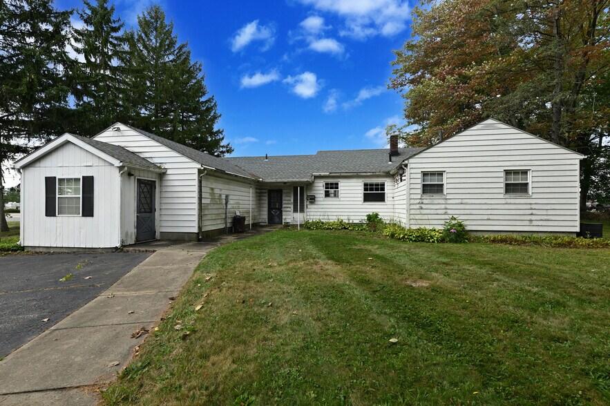 More Photos Of 6942 State Route 44, Ravenna Medical For Sale