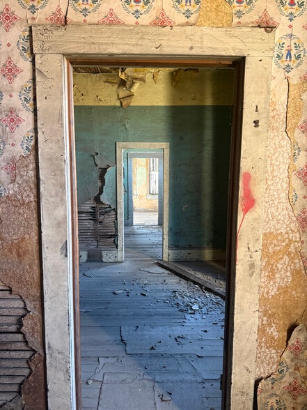 More Photos Of 115 S Grand Ave, Pueblo Industrial For Sale