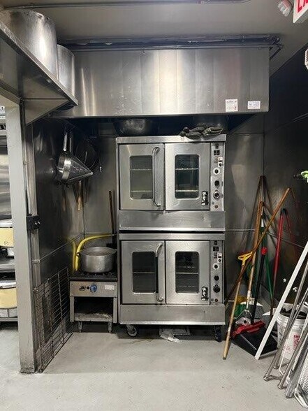 More Photos Of 15322 S Normandie Ave, Gardena Restaurant For Sale