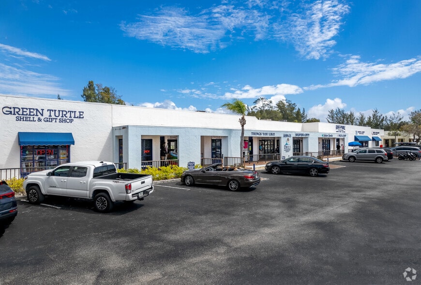 More Photos Of 6595-6635 Midnight Pass Rd, Sarasota Unknown For Lease