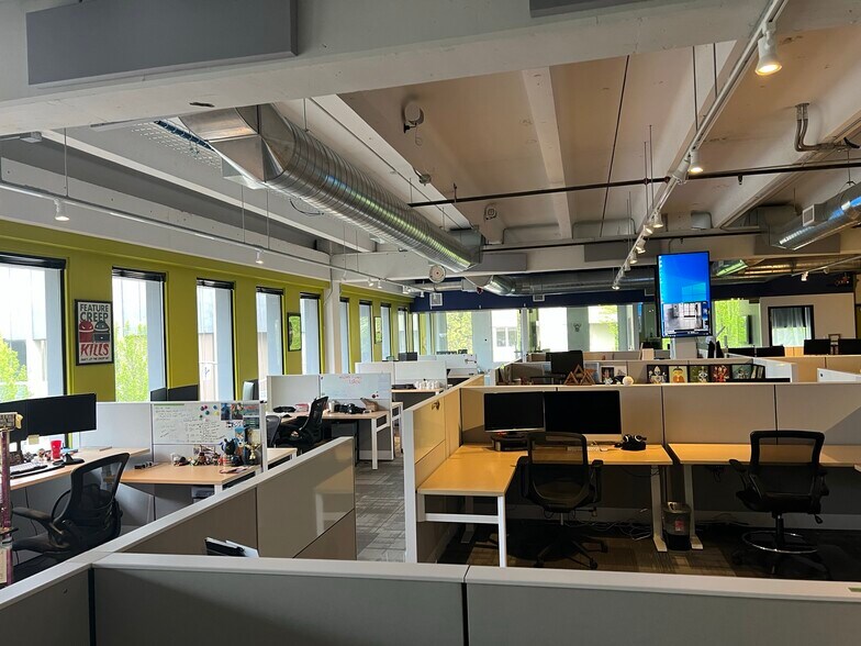 More Photos Of 100 E Broadway Ave, Eugene Office For Lease