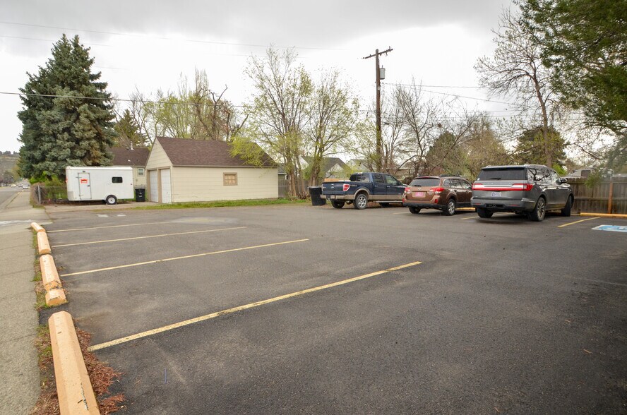 More Photos Of 1711 13th St W, Billings Healthcare For Lease