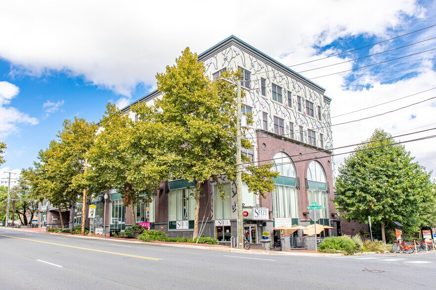 Primary Photo Of 800 W Broad St, Falls Church Office For Sale