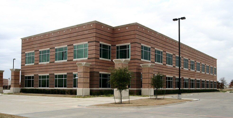More Photos Of 7651 Esters Blvd, Irving Office For Lease