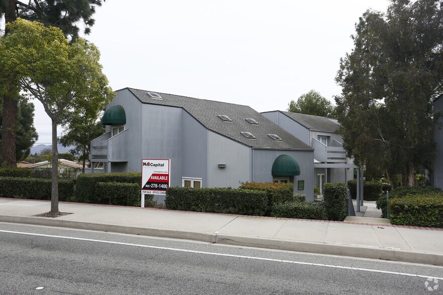 Primary Photo Of 760 Las Posas Rd, Camarillo Loft Creative Space For Lease