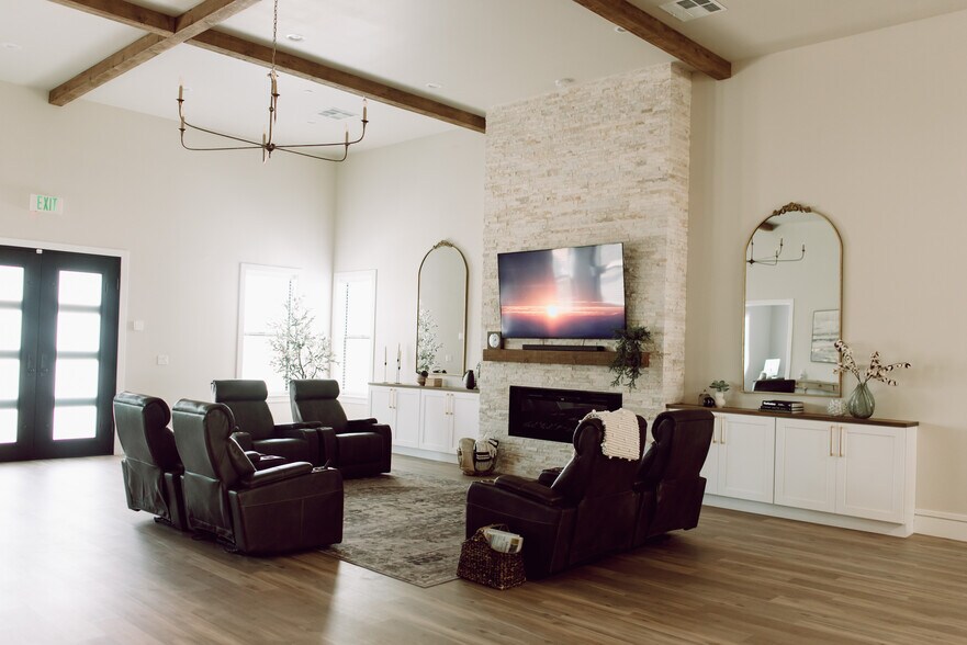 More Photos Of 8736 E Joshua Tree Ln, Scottsdale Assisted Living For Sale