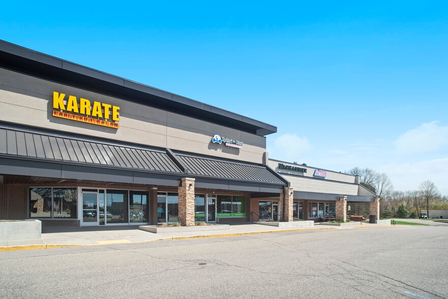 More Photos Of 6425-6479 28th St SE, Grand Rapids Storefront For Sale