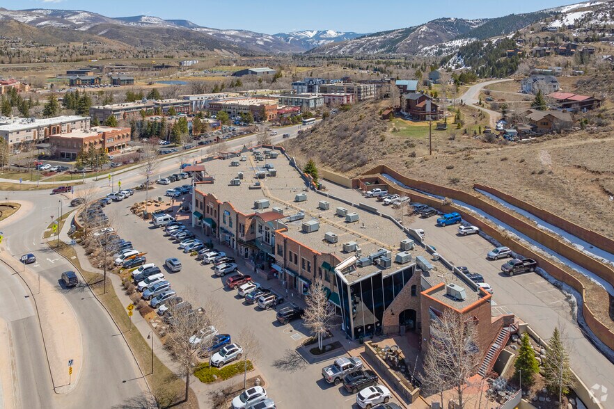 More Photos Of 56 Edwards Village Blvd, Edwards Storefront Retail Office For Lease