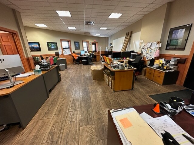 More Photos Of 221 Washington St, Mount Vernon Warehouse For Sale