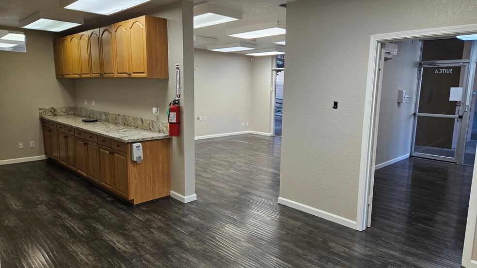 More Photos Of 1301 K St, Modesto Office For Lease