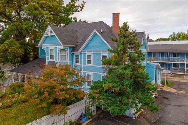 More Photos Of 910 River Rd, Wisconsin Dells Hotel For Sale