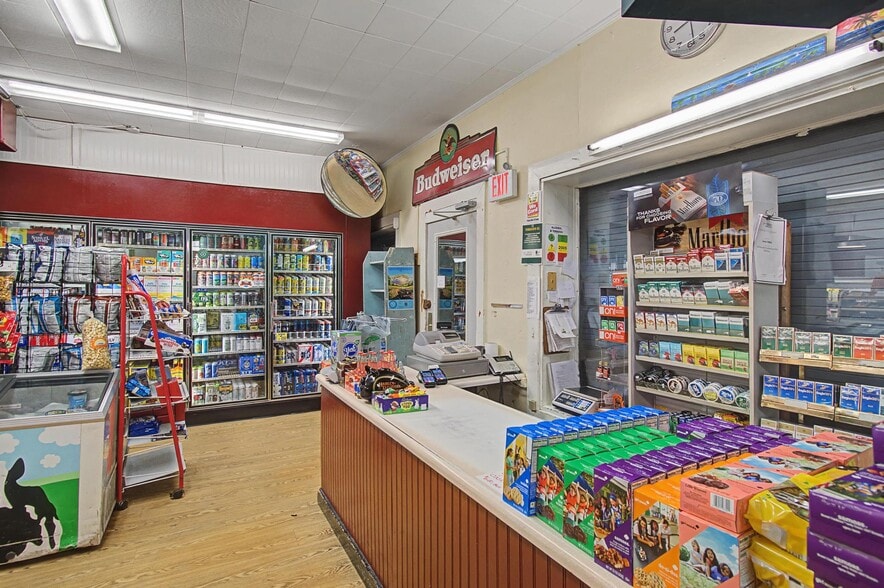 More Photos Of 23 Barlow St, St. Albans Town Convenience Store For Sale