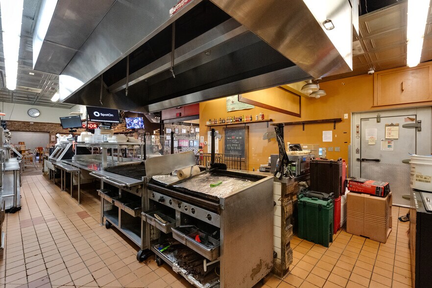 More Photos Of 8205 W Broad St, Richmond Land For Sale