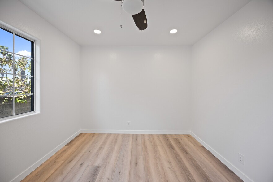 More Photos Of 422 Parkman Ave, Los Angeles Apartments For Sale