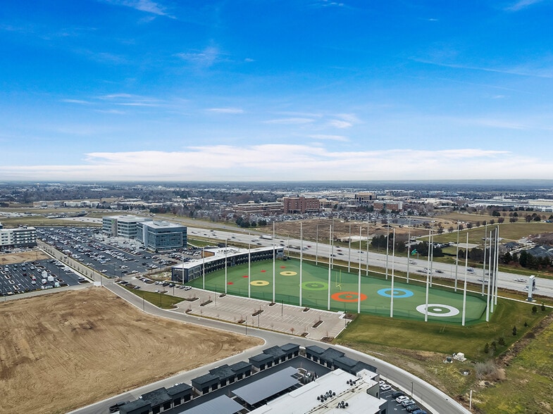 More Photos Of 1050 S Silverstone Way, Meridian Golf Course Driving Range For Sale