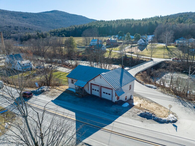 More Photos Of 7392 US-4, Woodstock Police Fire Station For Sale