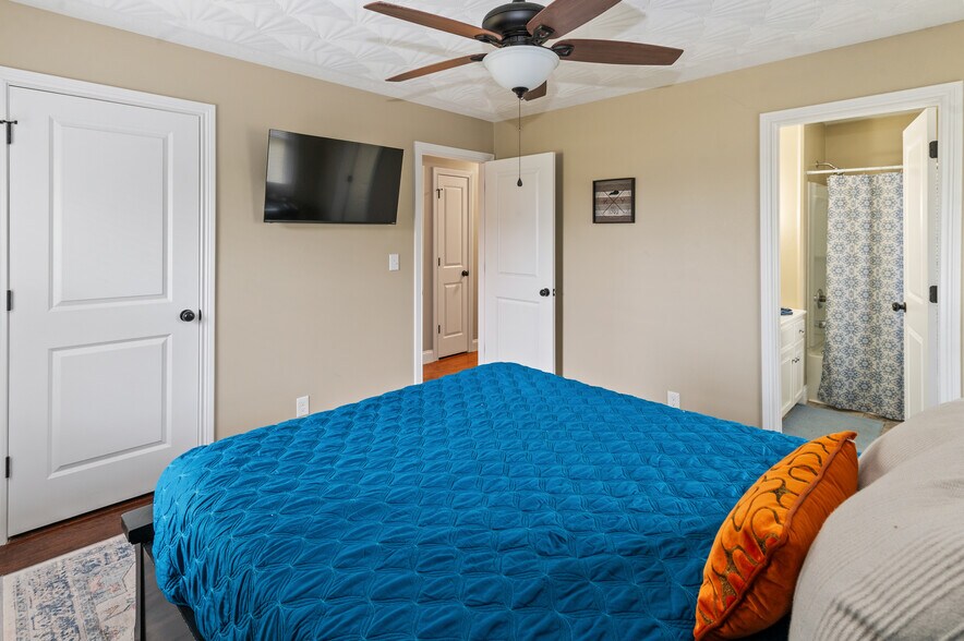 More Photos Of 3625 New Shepherdsville Rd, Bardstown Flex For Sale