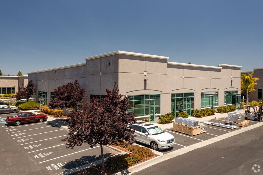 Primary Photo Of 180 Westridge Dr, Watsonville Office For Lease