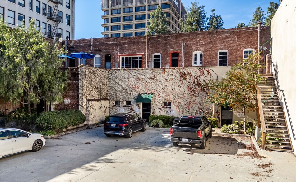 More Photos Of , Pasadena Office For Sale