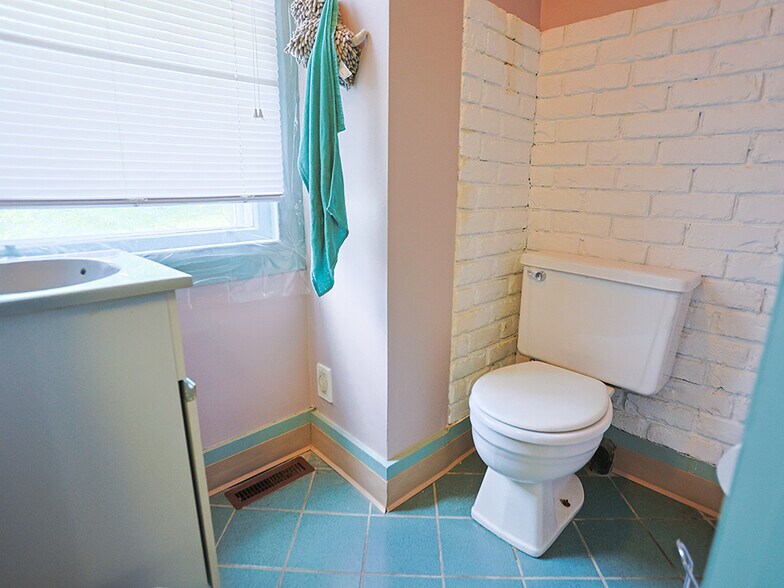 More Photos Of 3197 NY-28, Shokan Healthcare For Sale