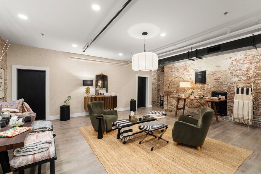 More Photos Of 24 Cambridge St, Charlestown Loft Creative Space For Sale
