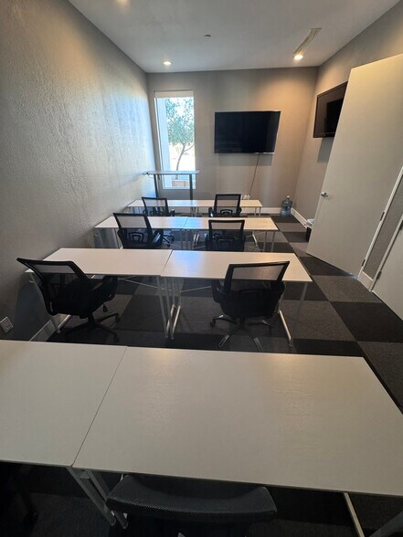 More Photos Of 7336 W Post Rd, Las Vegas Loft Creative Space For Lease