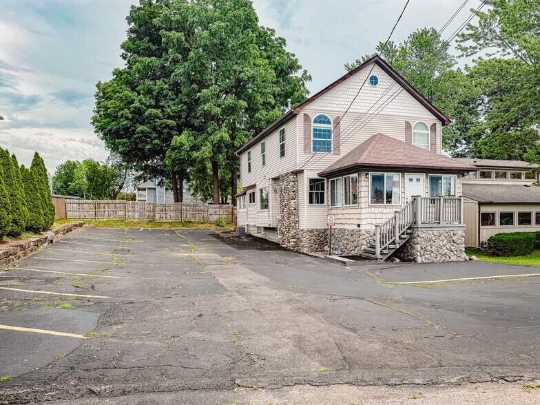 Primary Photo Of 1711 Cass Lake Rd, Keego Harbor Office Residential For Sale