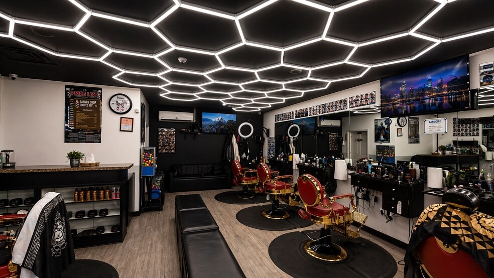 More Photos Of 163-175 Nassau Rd, Roosevelt Freestanding For Sale