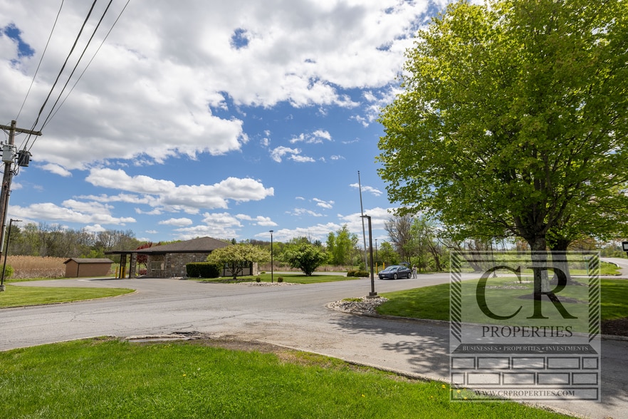 More Photos Of 6708 Route 9, Rhinebeck Bank For Lease