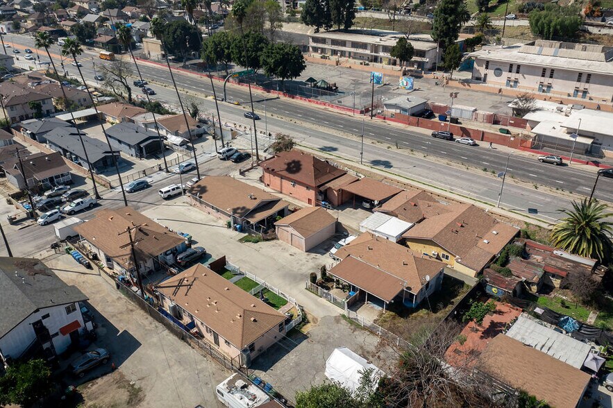 More Photos Of 4607 Fern Pl, Los Angeles Apartments For Sale