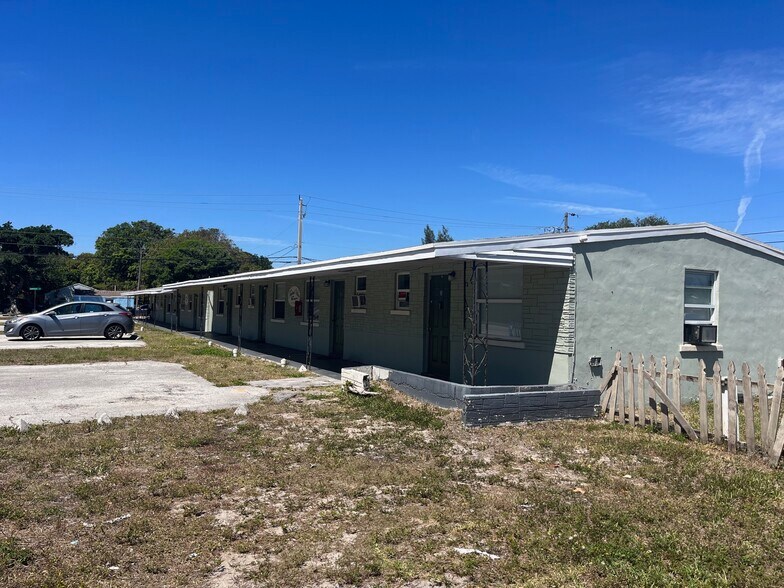 More Photos Of 977 Miner Rd, Lantana Apartments For Sale