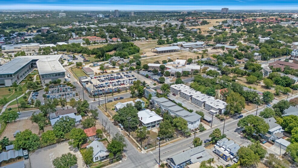 More Photos Of 603 E Grayson St, San Antonio Apartments For Sale