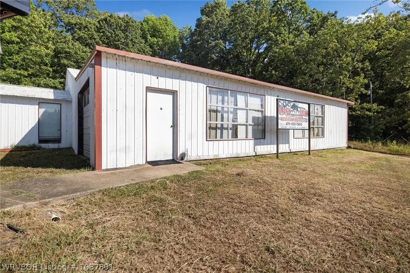 More Photos Of 10425 N Highway 71, Mountainburg Light Manufacturing For Sale