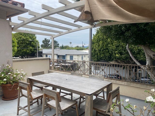 More Photos Of 1230 Montana Ave, Santa Monica Storefront Retail Office For Lease