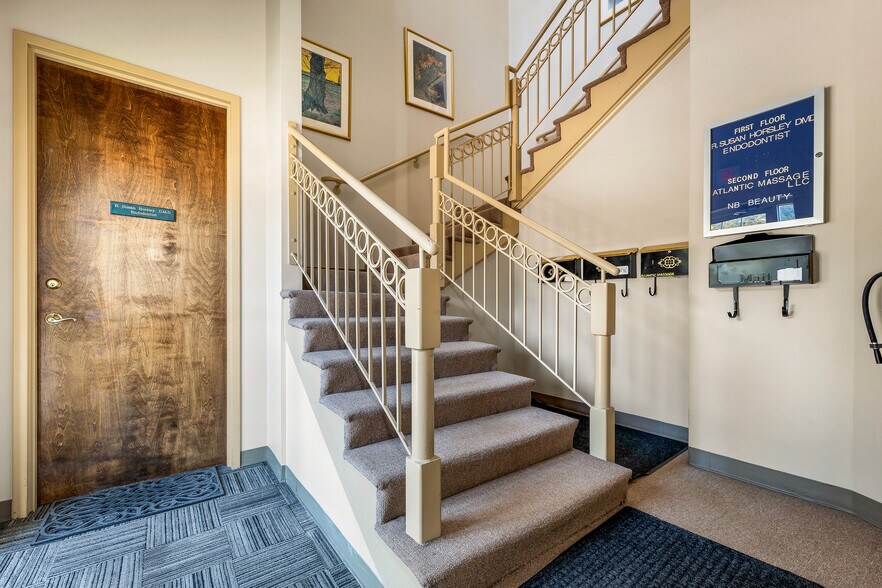 More Photos Of 322 Amherst St, Nashua Medical For Lease