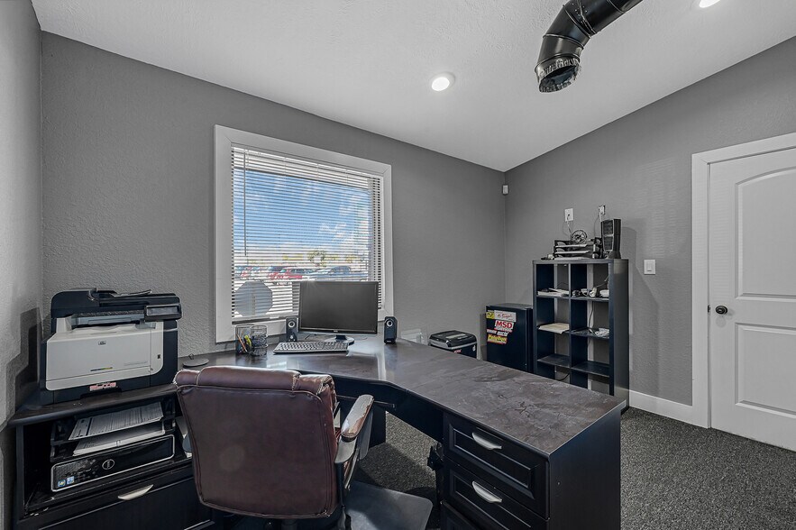 More Photos Of 602 Spencer Hwy, South Houston Medical For Sale