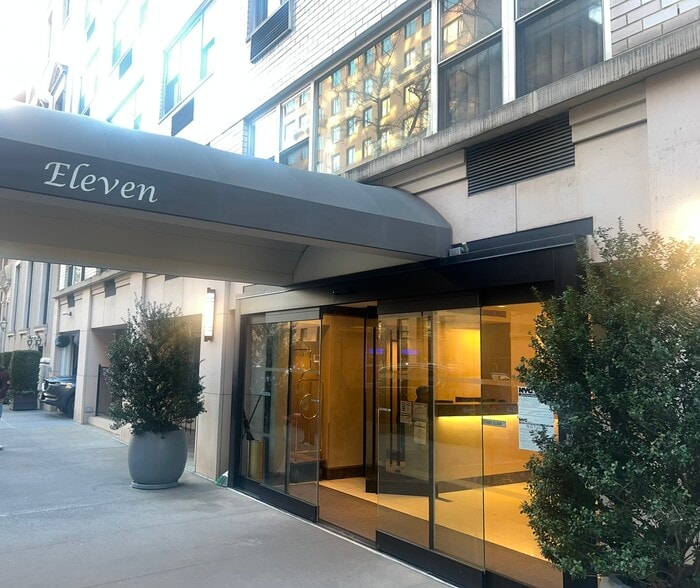 More Photos Of 11 E 86th St, New York Apartments For Sale