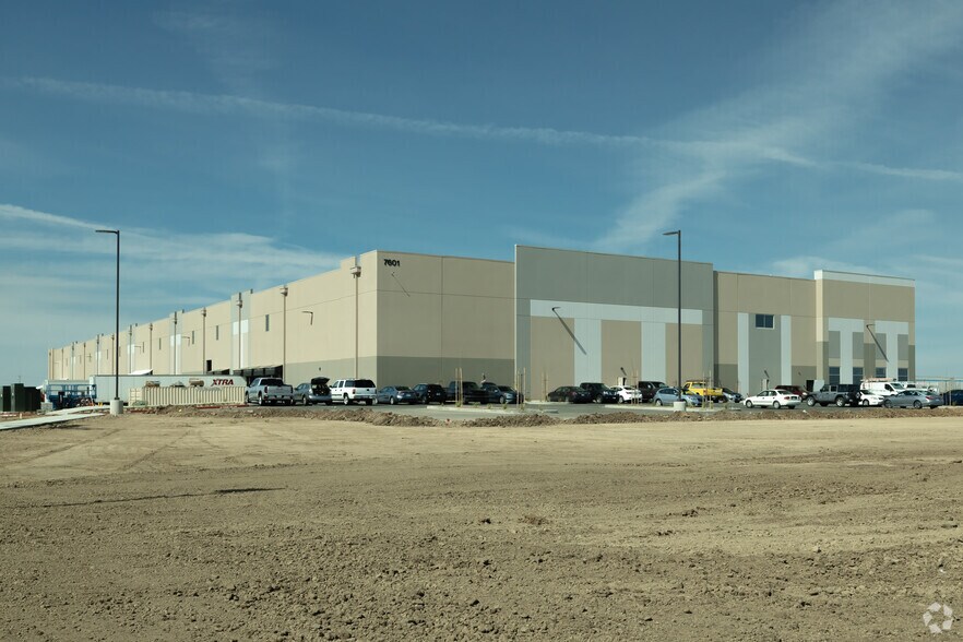 More Photos Of 7000 Power Line Rd, Sacramento Unknown For Lease